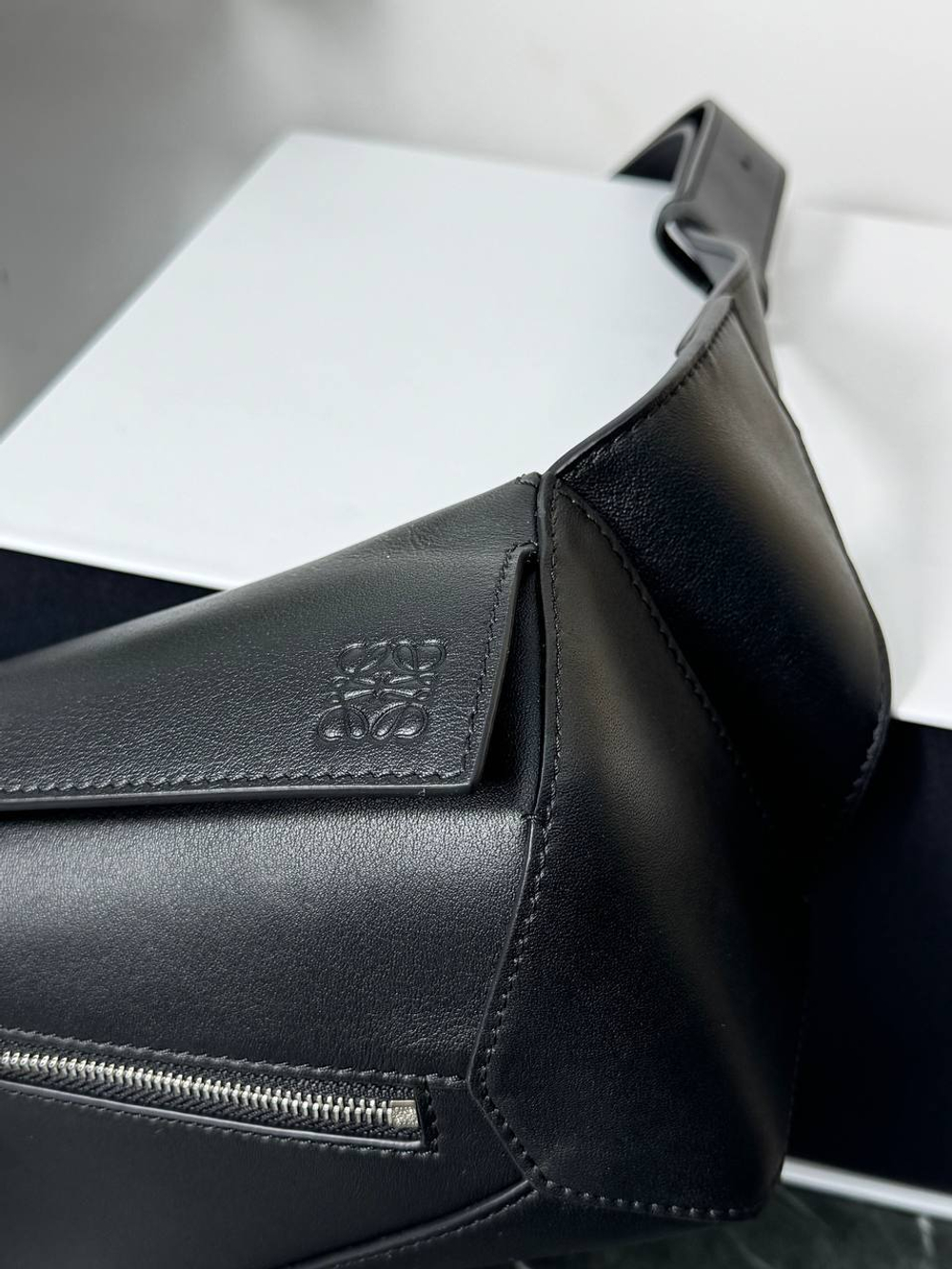 Поясная сумка Loewe