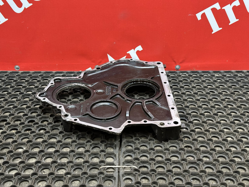 Крышка плиты двигателя