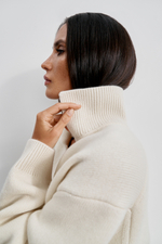 Бомбер DEEMA, молочный