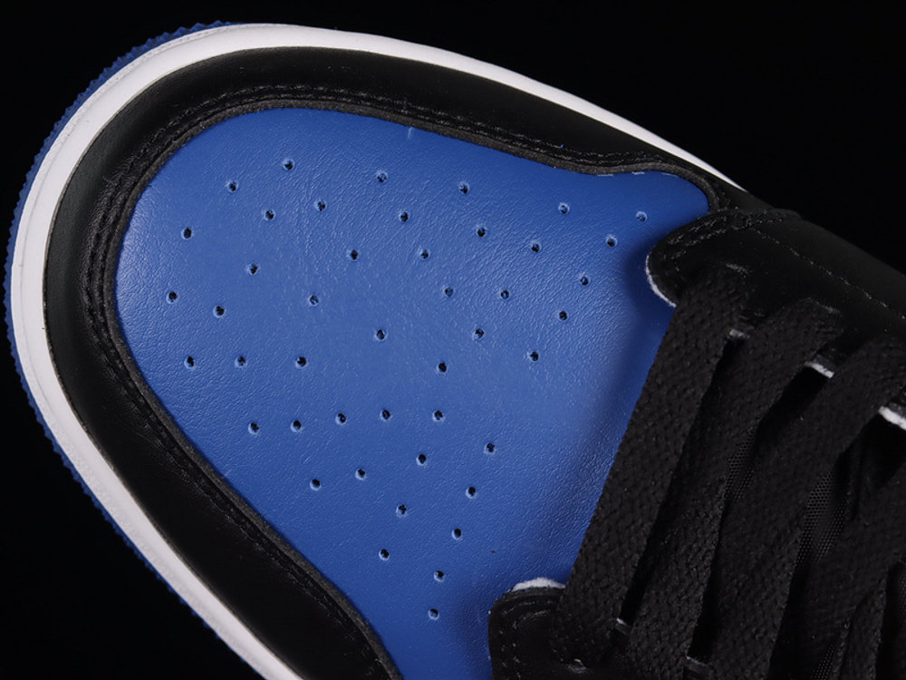 Jordan 1 Retro Low Golf Royal Toe