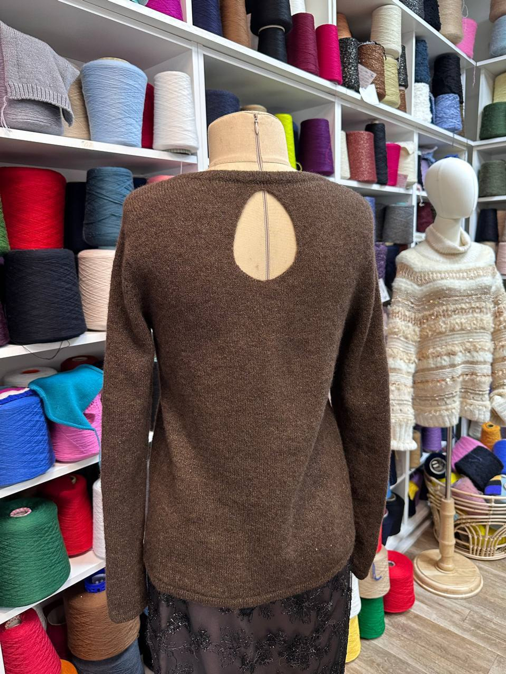 GLARE - Botto Giuseppe; 78% вспушенный меринос, 16% п/а, 6% люрекс; 1200м/100гр; col. 1095, цвет: темно-серый; S704 Есть бобинка: 271 гр