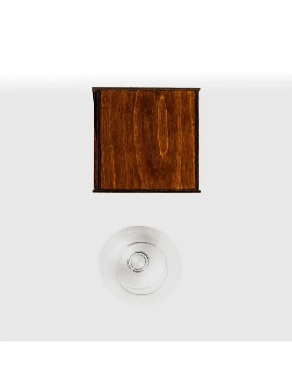 Бокал с гравировкой в подарочной коробке