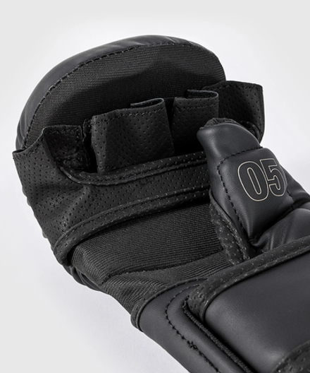 Перчатки ММА Venum Impact Evo Black/Beige