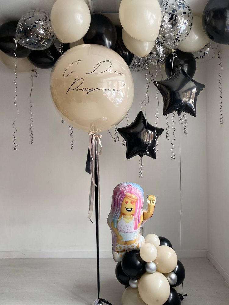 Воздушные шары Роблокс девочка песок/черный №4069