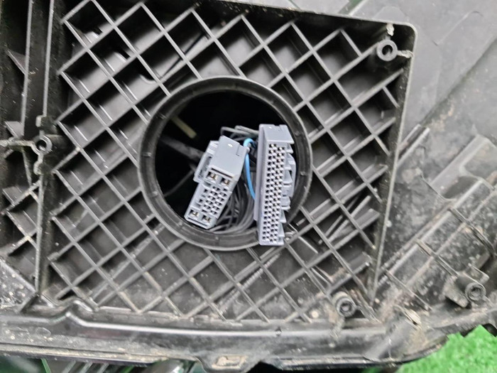 Фара правая Geely Monjaro (2021-н.в.) LED