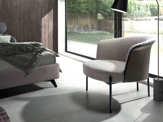 Кресло 5109/A213 серое из ткани и экокожи Испания