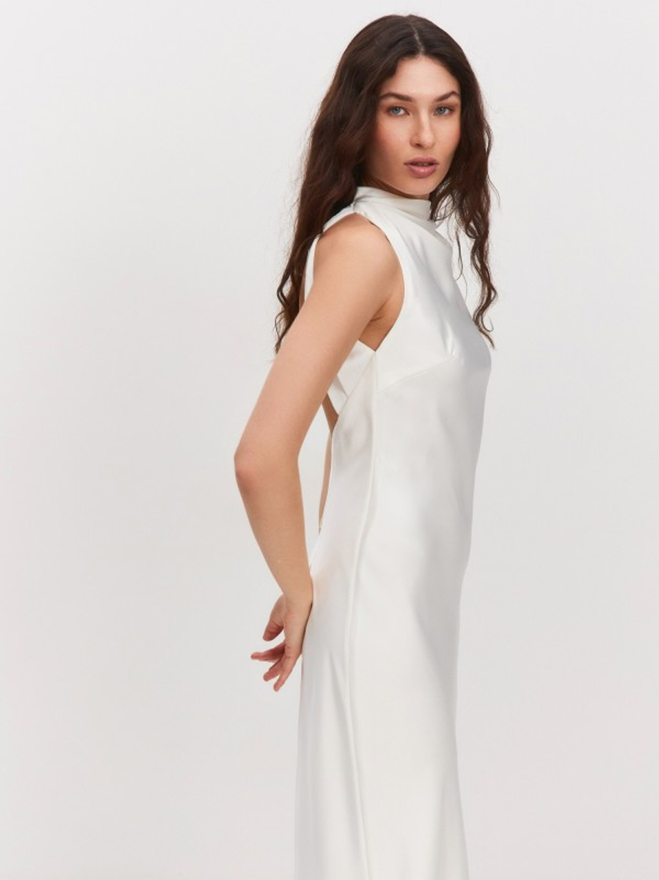 Платье с качелями макси