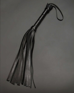 Чёрная кожаная плеть с 17 хвостами - 40 см. (Цвет: черный)