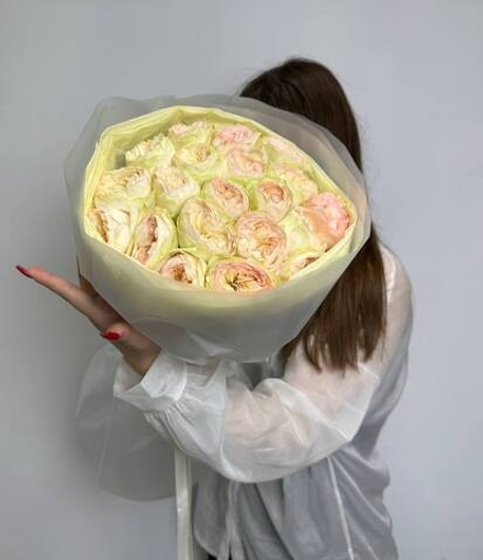 Букет нежно-желтых роз