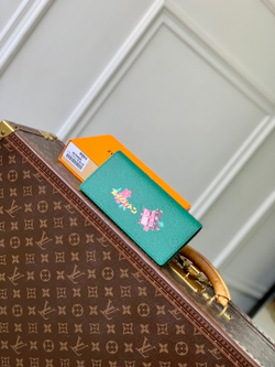 Louis Vuitton Brazza Wallet