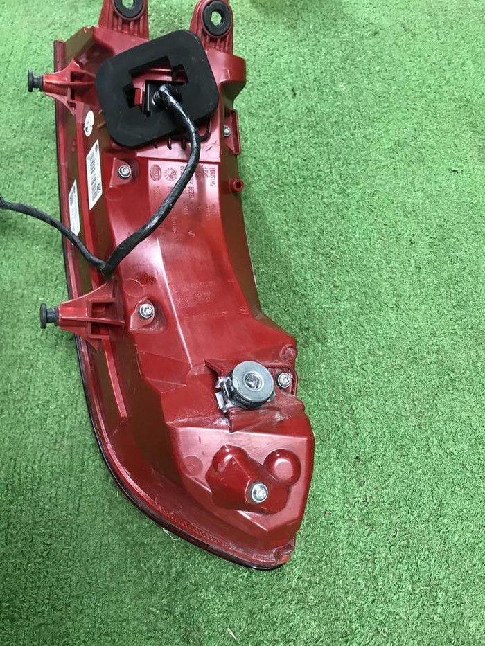 Фонарь левый внешний Porsche Macan 95b (2014-2018)