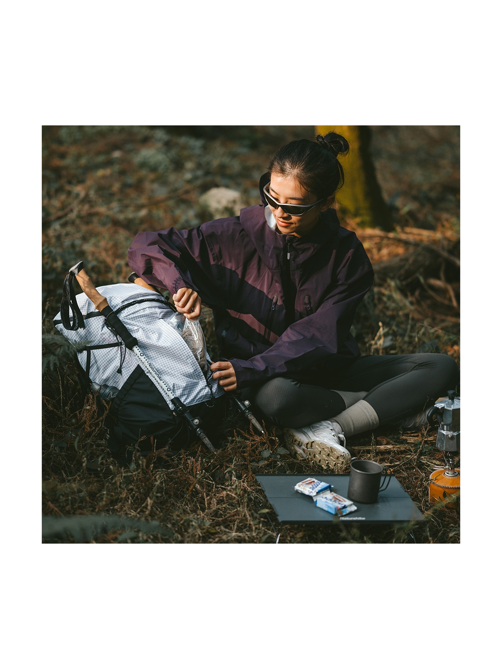 Рюкзак Naturehike CNK2300BB017 Helium 25 л белый с черным