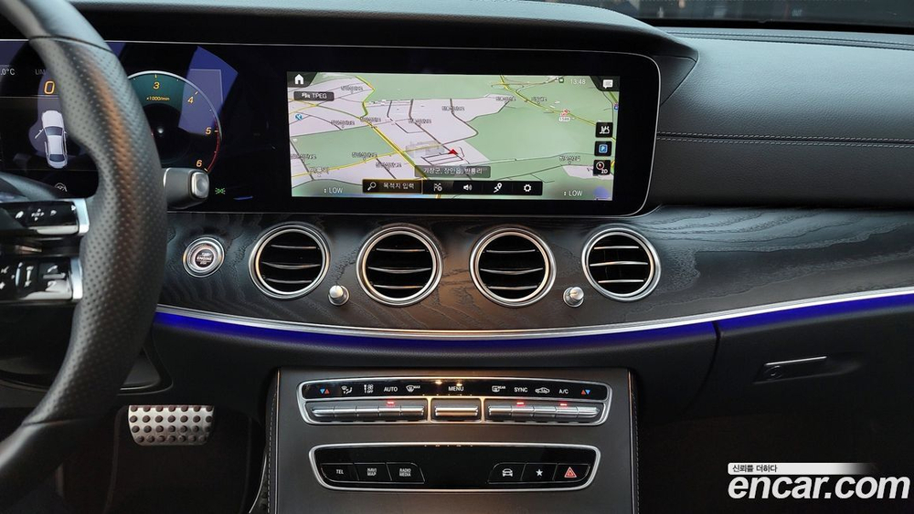 Mercedes-Benz E-Class W213 E220d 4MATIC AMG Line (04.2022)
