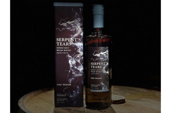 Penderyn выпускает торфяной виски Serpent&#39;s Tears