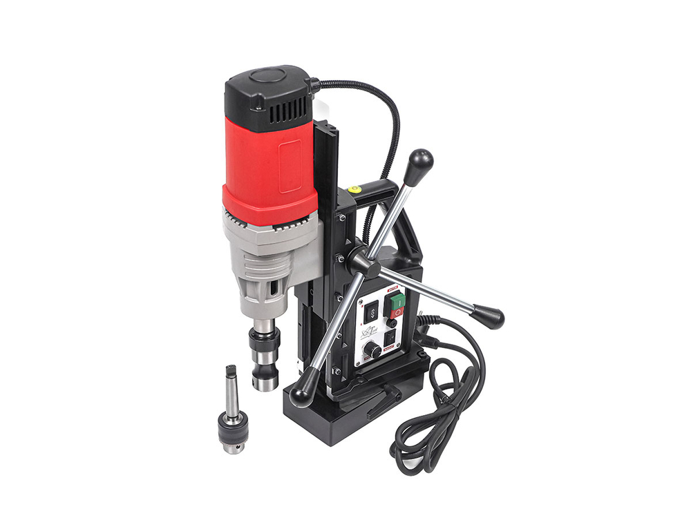 Магнитный сверлильный станок AT-5000RE-Mr с подвижным магнитным основанием AktiTool