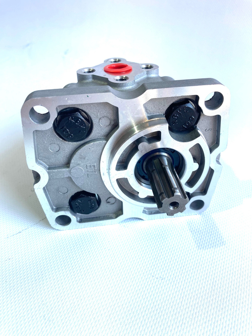 Насос шестерённый НШ 16Д-3Л левый (6 шлиц.)