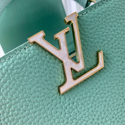 Louis Vuitton Capucines BB