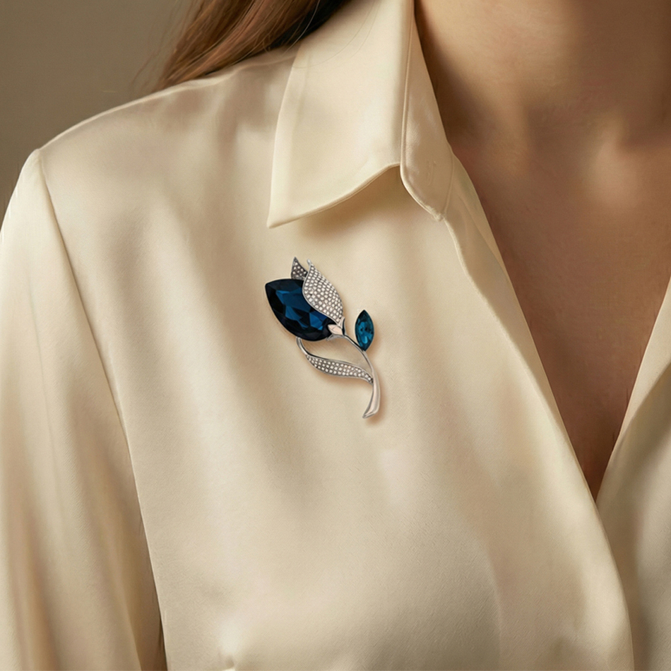 Брошь Fiore Luna Тюльпан Чешский горный хрусталь XR11501W BL/S