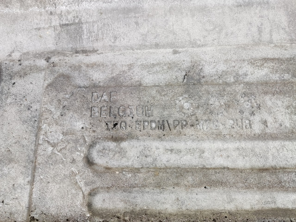 Покрытие напольное левое 2023г.