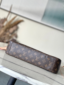 Louis Vuitton Slouchy PM