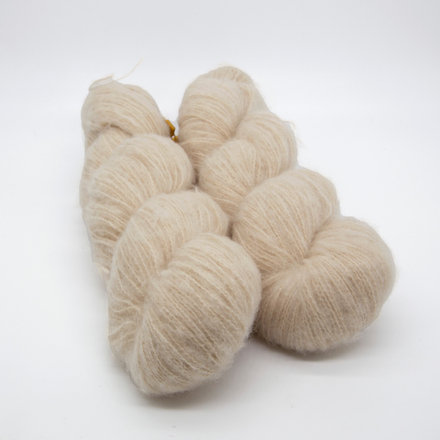 brushed cashmere yarn бежевый 16
