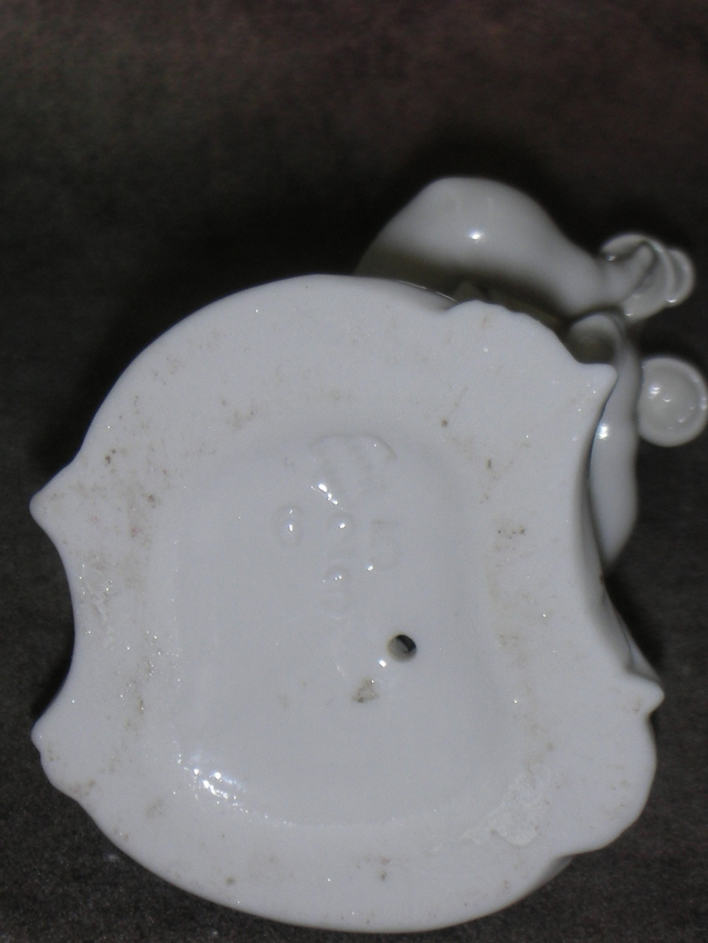 Статуэтка. Фарфор. Путти с колокольцами. Nymphenburg. Германия