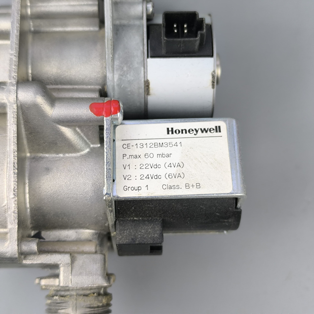 Б/У Газовый клапан Honeywell VK8525M 1510 для котлов PROTHERM Леопард, Рысь, Тигр, Saunier Duval арт. 0020035639, S1071400 