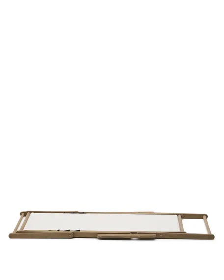 Складной шезлонг Vilara для улицы из акации и текстиля белого цвета