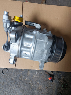 Компрессор кондиционера BMW G12 G38 530 730 740 B48
