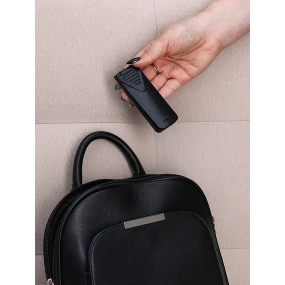 Щётка для одежды складная, 0,6×3,5×9,5 см, цвет чёрный