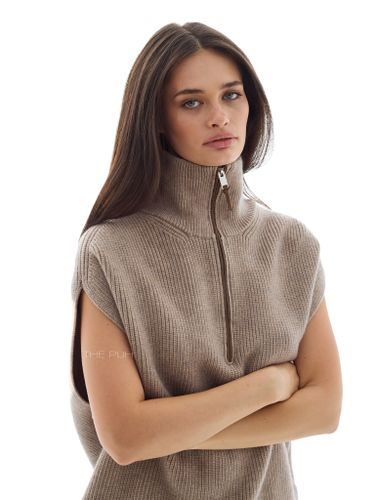 Вязаный жилет на молнии в цвете капучино