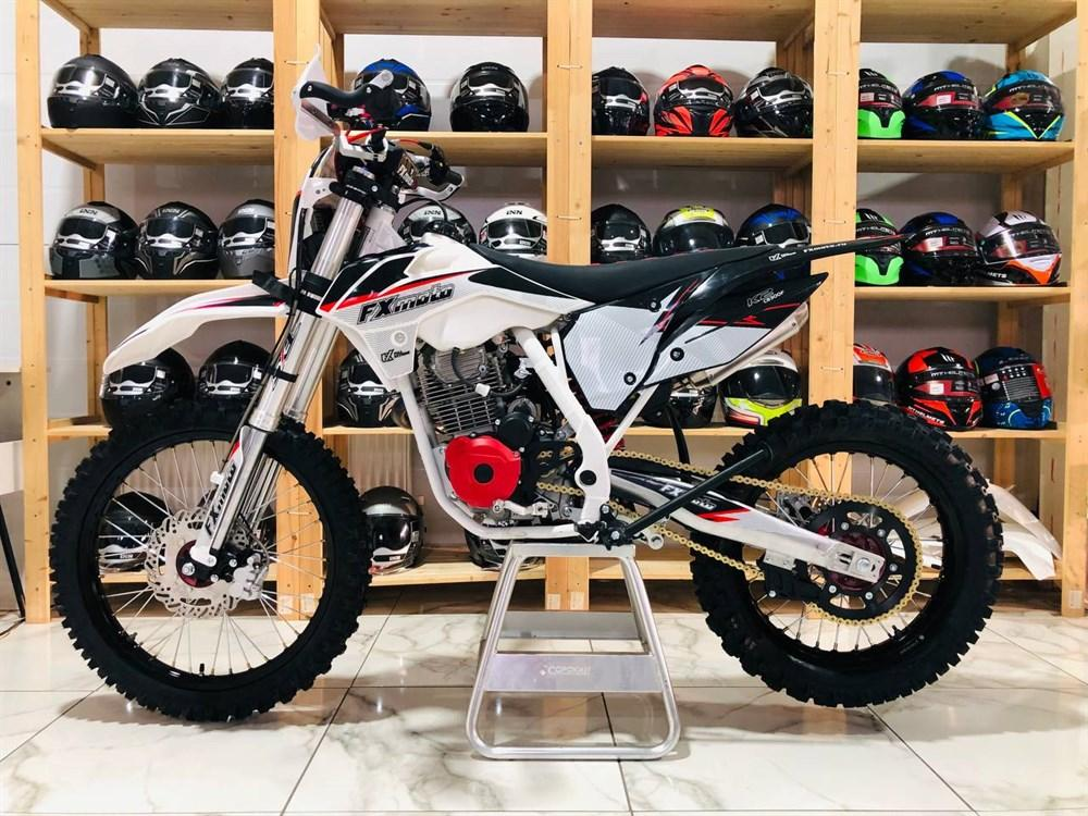 Мотоцикл FXMOTO CB300F