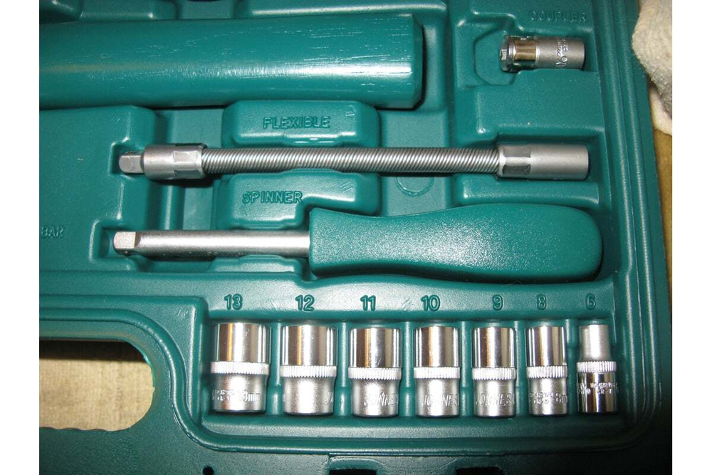 Универсальный набор торцевых головок 1/4"DR 6-13 мм и 1/2"DR 12-24 мм Jonnesway S04H52460S