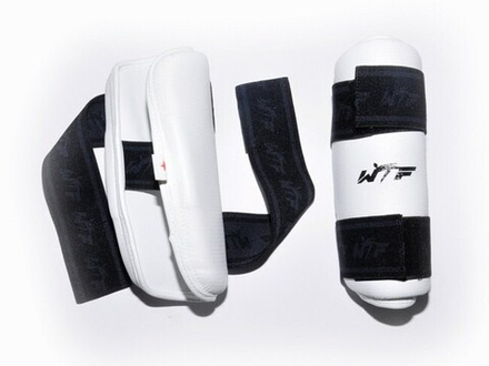 Защита предплечья для тхеквондистов. Размер L.  ZTT-019-B