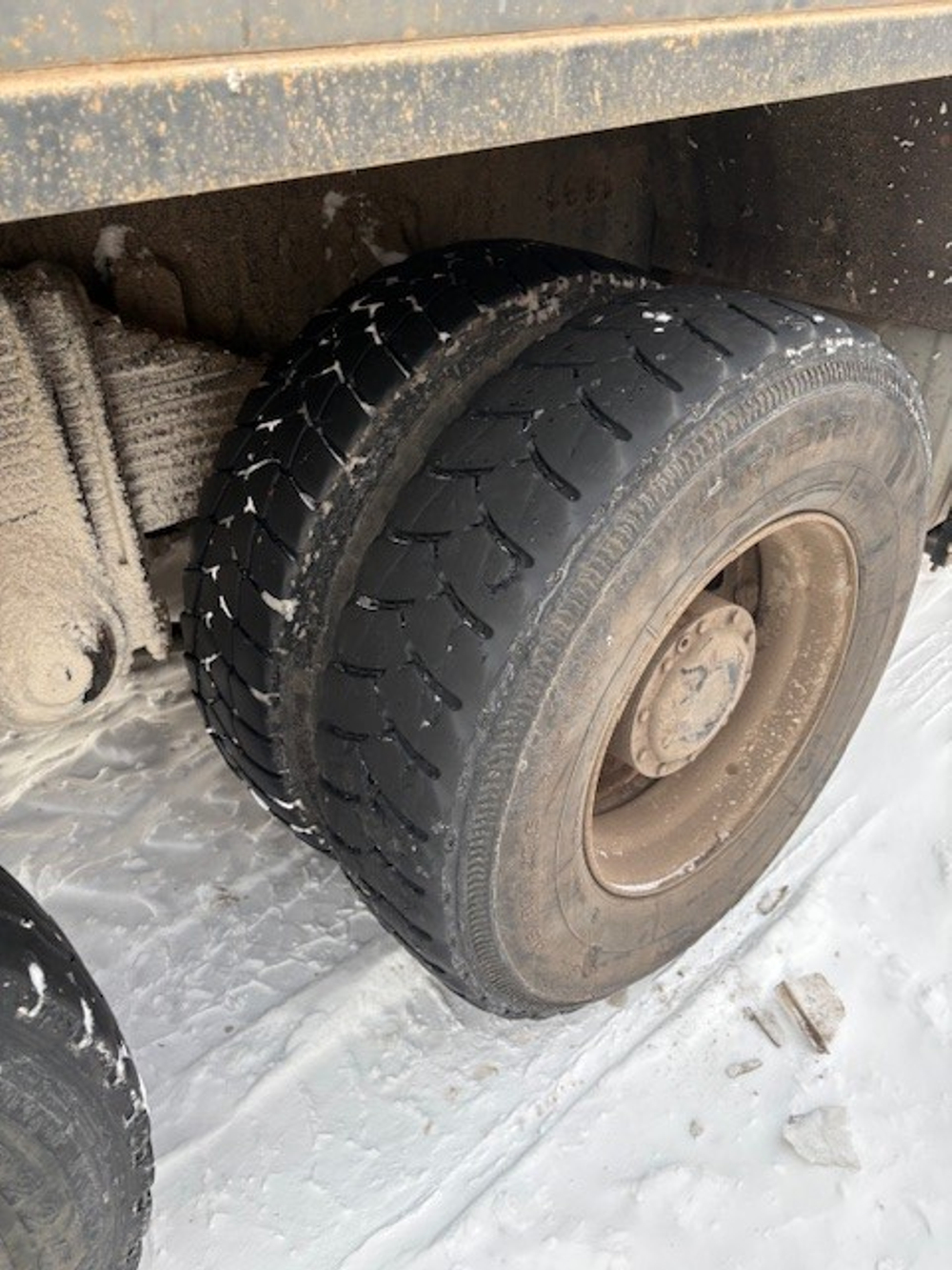 Shacman (Shaanxi) SX* 6x4 Самосвал SX32586V384 (Дизельный, 11,6 л, 423 л.с., МТ)