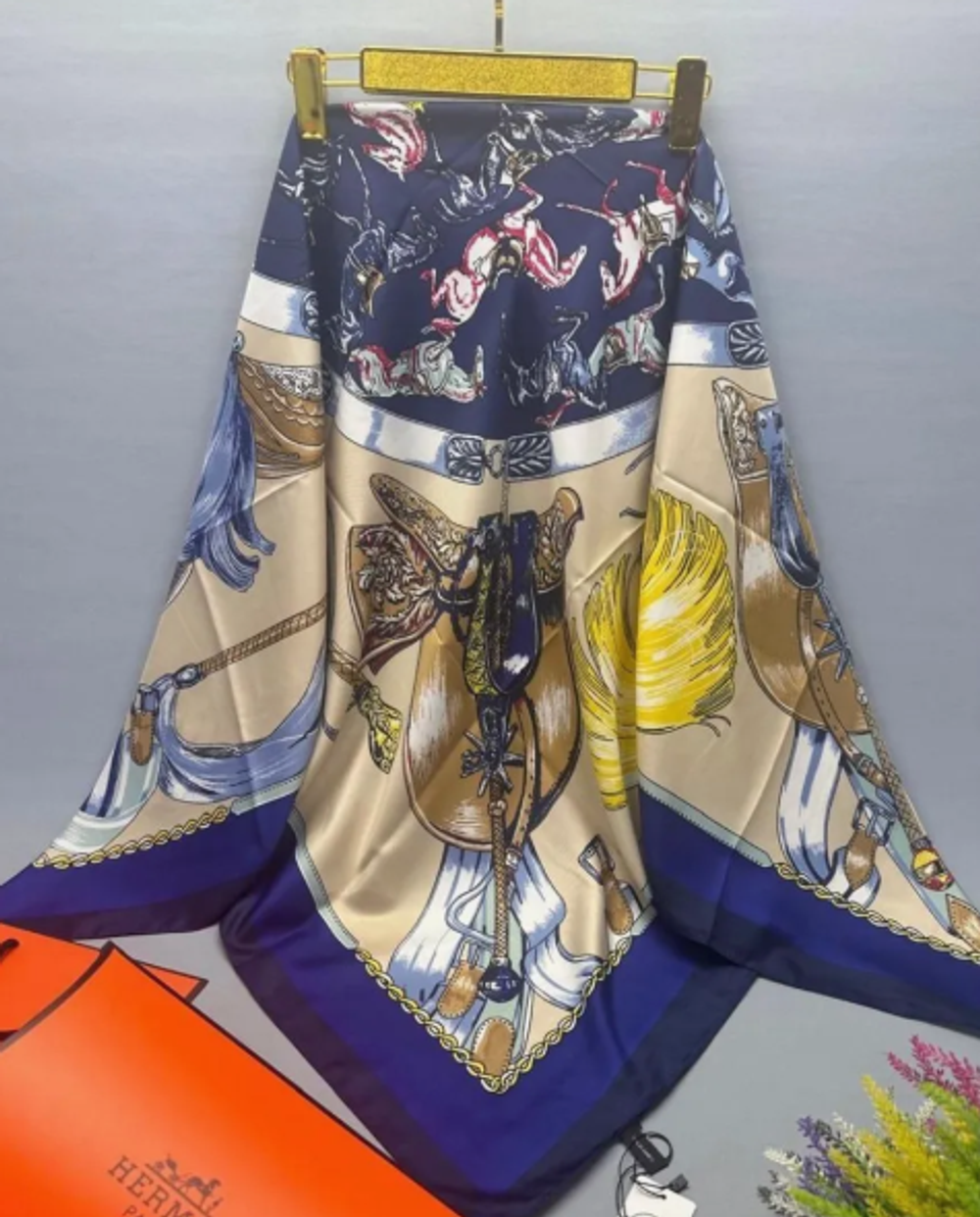 Щёлковый платок HERMES