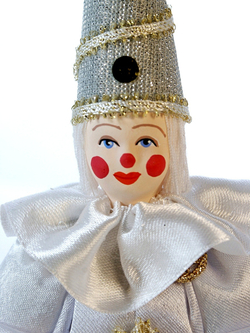 Кукла фарфоровая Пьеро