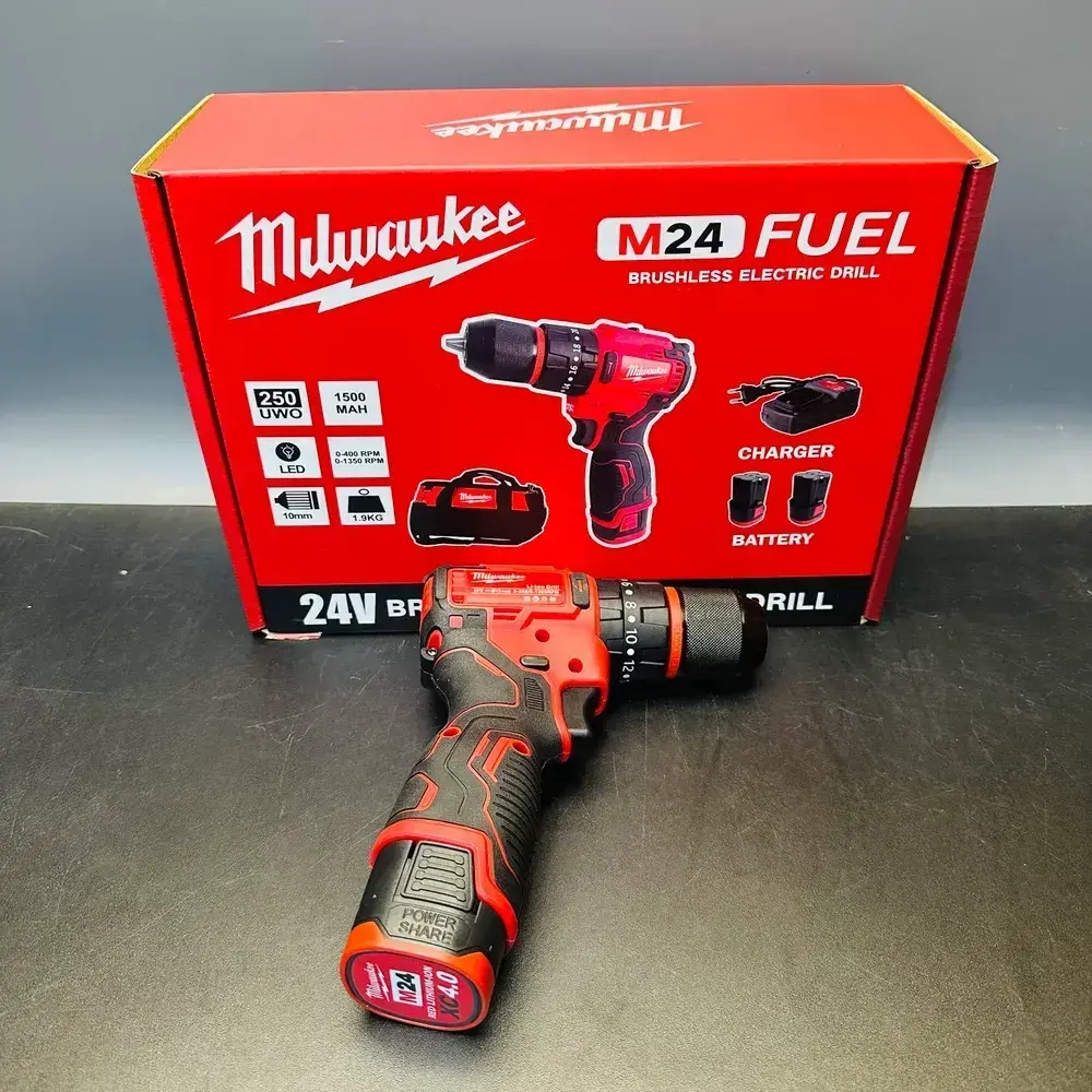 Шуруповерт аккумуляторный бесщеточный Milwaukee 24V / 2АКБ / +сумка