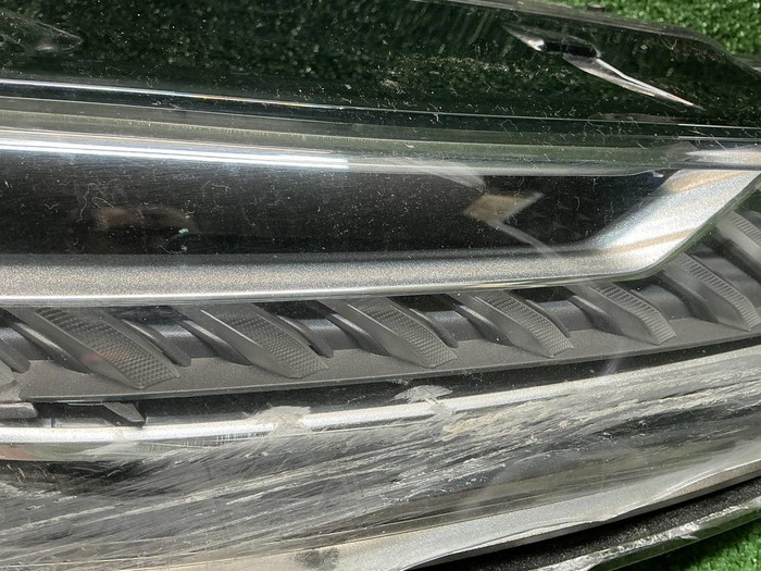 Битая Фара правая Audi A7 2 4K8 (2018-н.в.) Matrix