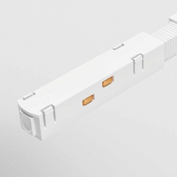 Прямой коннектор питания для магнитного шинопровода Maytoni Technical Magnetic track system TRA004PC-22W