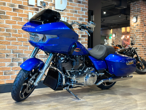 Harley-Davidson Road Glide, 2024 BLUE BURST/CHROME Trim с НДС