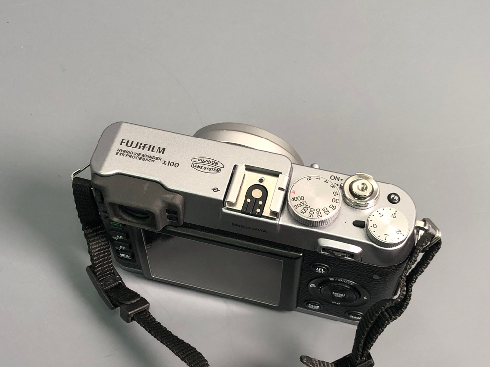 FujiFilm FinePix X100
