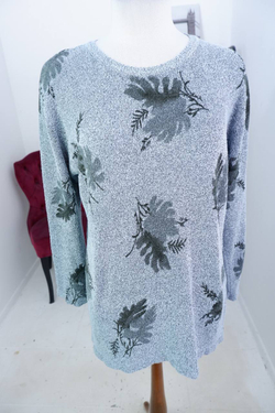 Джемпер свободного кроя, визуально 52 размер