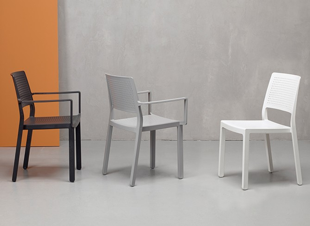 Кресло пластиковое Scab Design Emi, антрацит