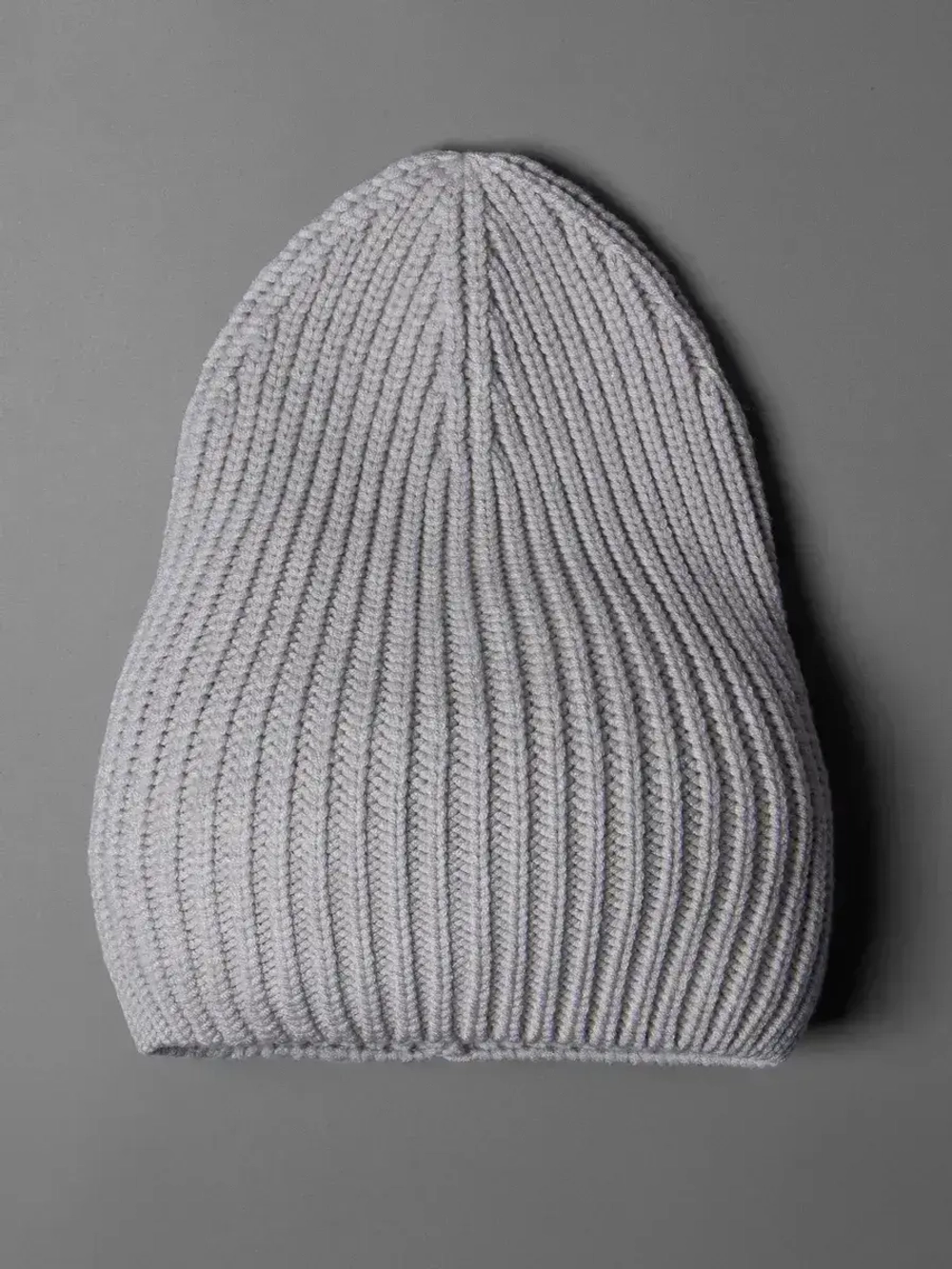 Шапка вязаная женская на осень