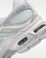 Женские кроссовки Nike Air Max Moto 2K SE - NIKE