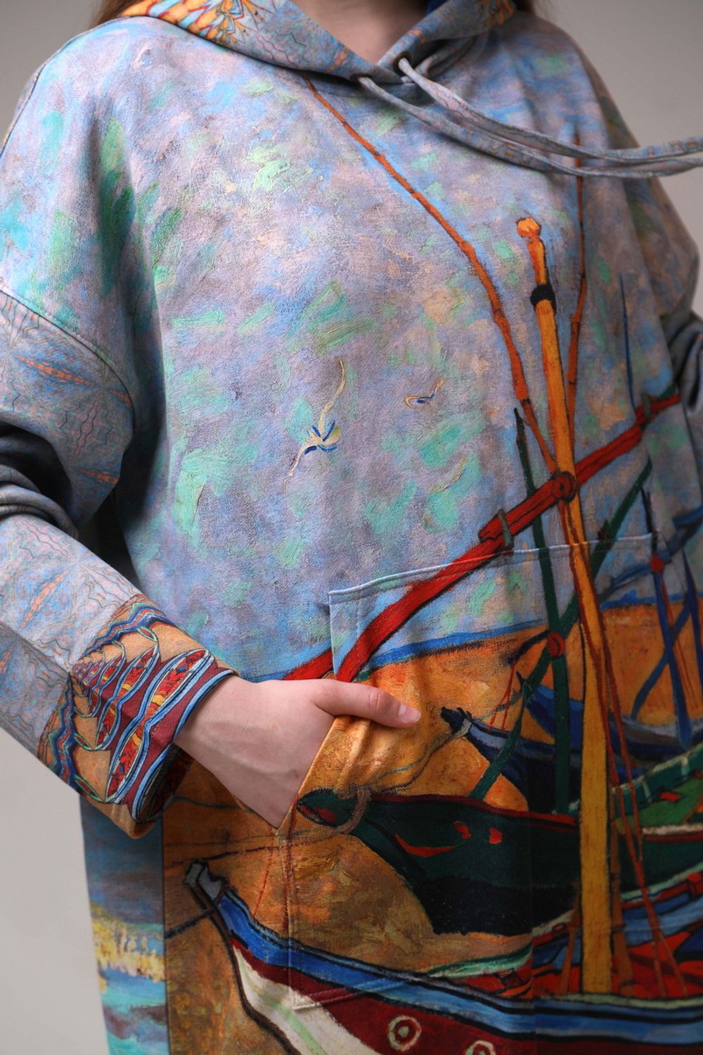 Платье с капюшоном "Рыбацкие лодки Ван Гога"