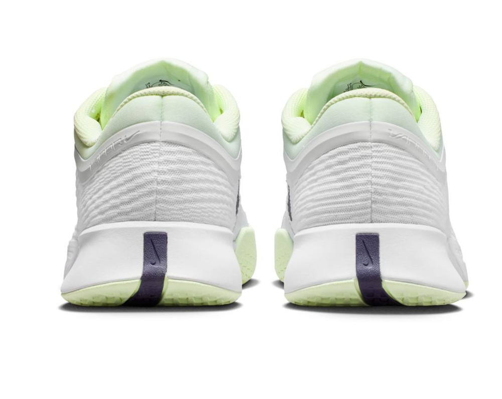 Теннисные кроссовки Nike Zoom Vapor Pro 3 - white/dark raisin/volt tint