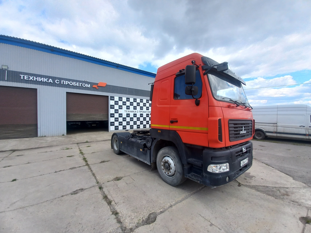 МАЗ 5440 4x2 Седельный тягач 544028-570-031 (Дизельный, 11,6 л, 423 л.с., МТ)