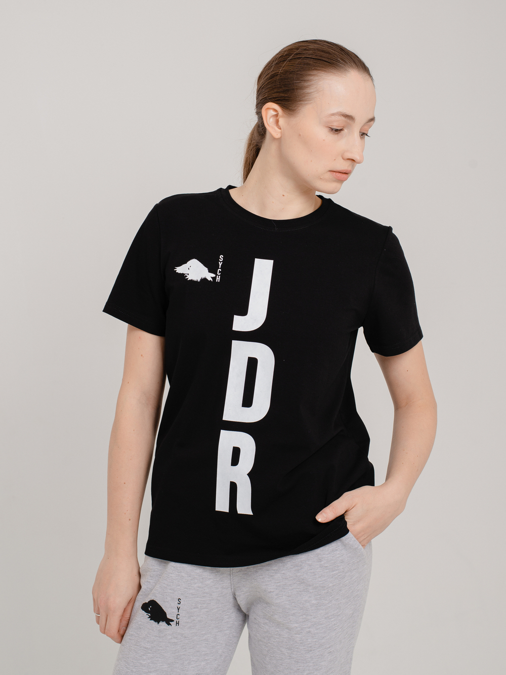 Футболка чёрная с принтом "JDR"